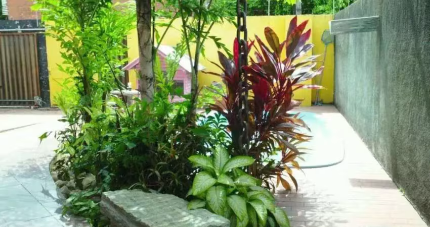 Casa para aluguel em candeias com 5 quartos e com 400m²