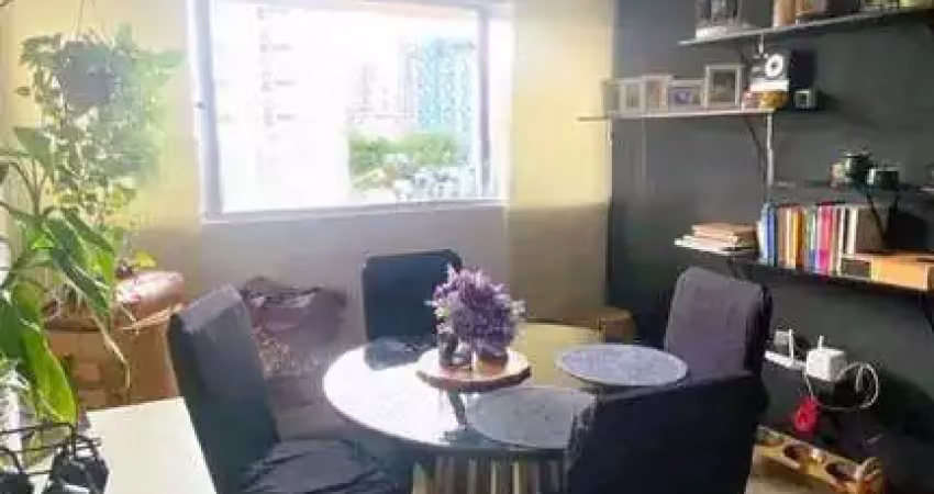 Excelente apartamento de 2 quartos na madalena - ótima localização.
