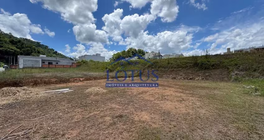 Terreno à venda na Barra do Rio Cerro, Jaraguá do Sul 