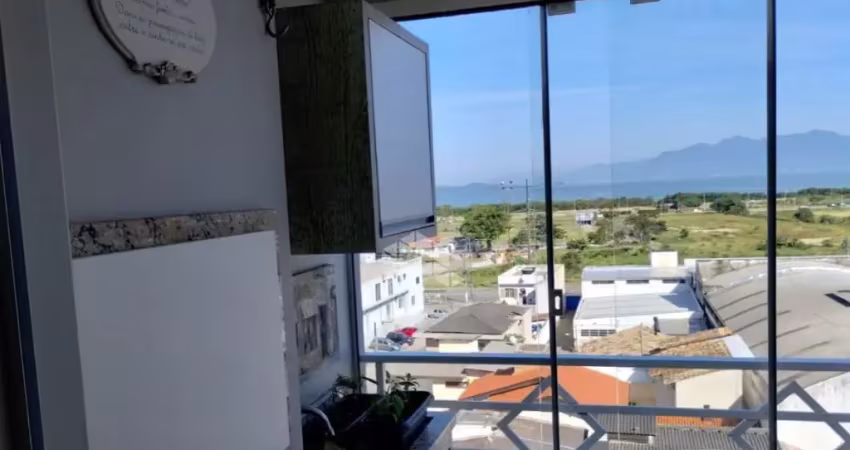 Apartamento 02 dormitorios e 02 vagas de garagem no saco dos limões