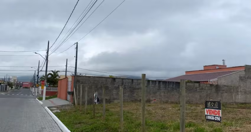 Imagine morar ou investir no coração de balneário piçarras! dois lotes juntos, totalizando 600m², em localização privilegiada no centro da cidade.