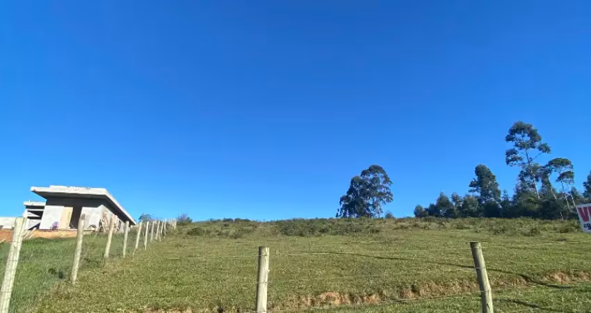 Terreno no bairro medeirinhos no interior de balneário piçarras a partir  de 280 mil