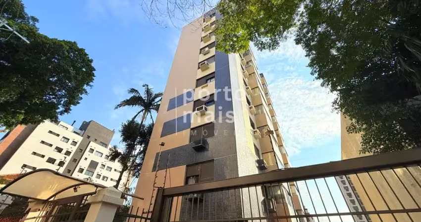 Apartamento com 3 quartos à venda na Rua Eça de Queiroz, 819, Petrópolis, Porto Alegre