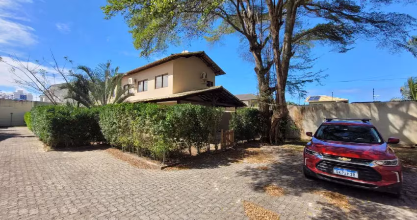 Casa em buraquinho com 3/4 sendo 1 suite! condomínio de 4 casas.