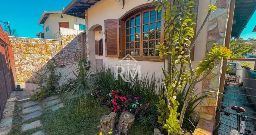 Casa com 3 quartos e 3 banheiros à venda, 256 m² no santa amélia - belo horizonte - mg