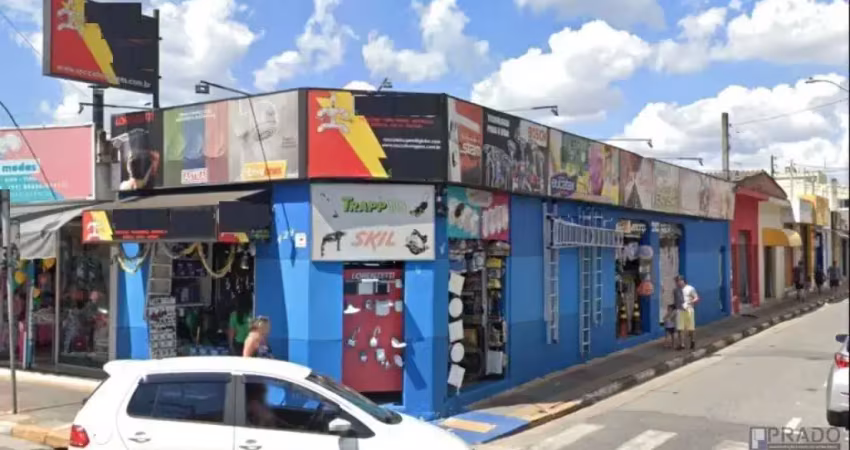 Salão comercial com 110 m², wc, no centro de suzano na esquina da rua benjamin constant com a travessa mirambava. - sa2098