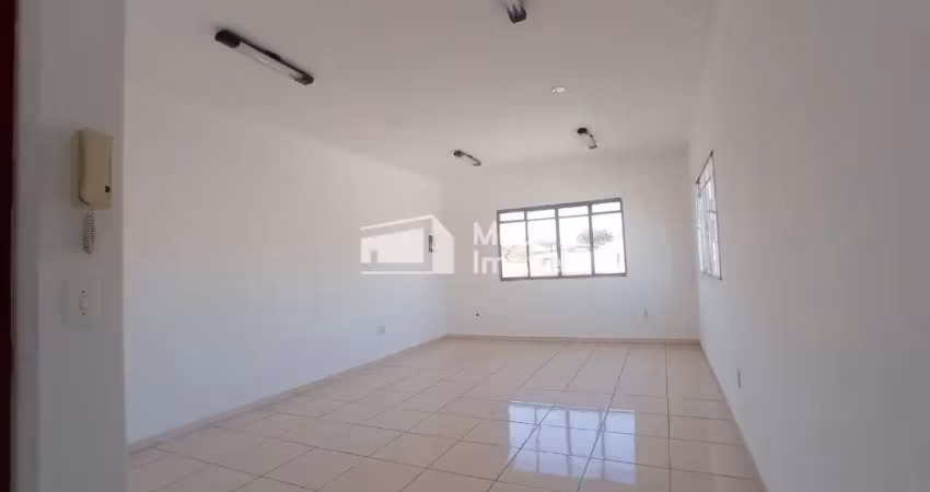 Sala comercial com 1 sala para alugar na Avenida Salinas, 1000, Bosque dos Eucaliptos, São José dos Campos