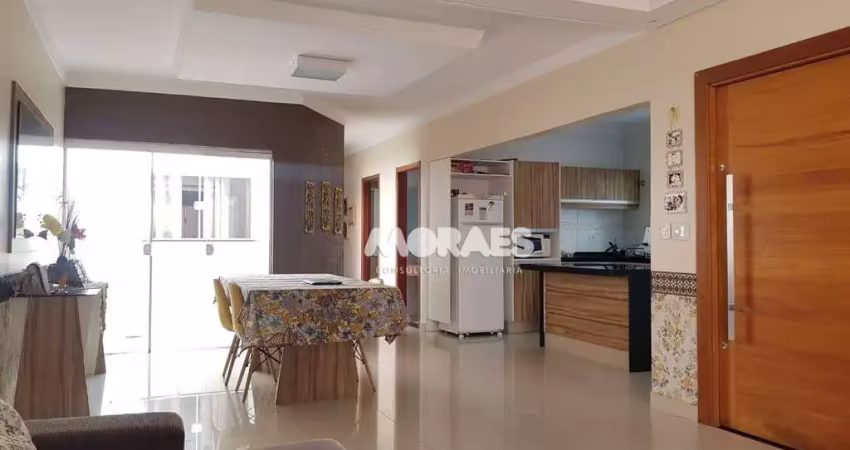 Casa com 3 dormitórios à venda, 210 m² por r$ 650.000,00 - residencial jardim jussara - bauru/sp