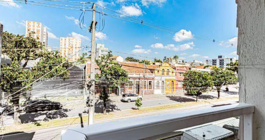 Sobrado com 4 dormitórios à venda, 160 m² por R$ 680.000,00 - São Francisco - Curitiba/PR
