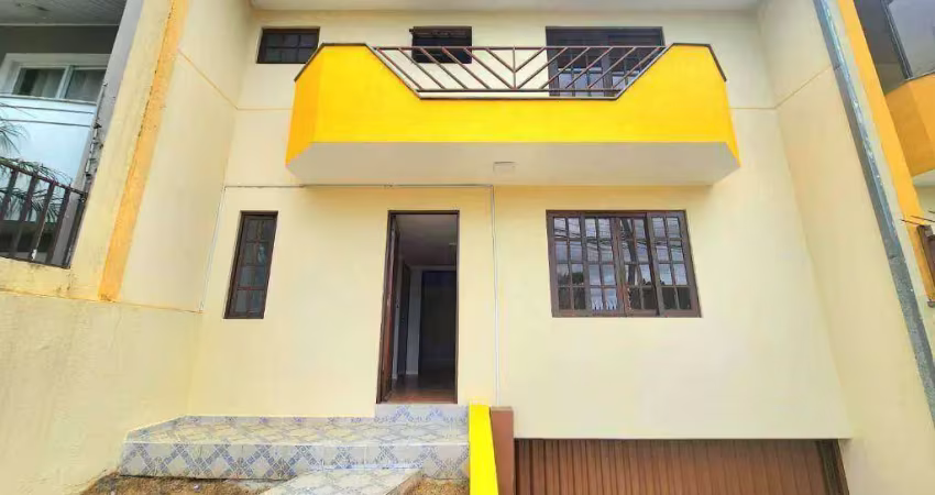 Sobrado com 3 dormitórios à venda, 159 m² por r$ 695.000,00 - xaxim - curitiba/pr