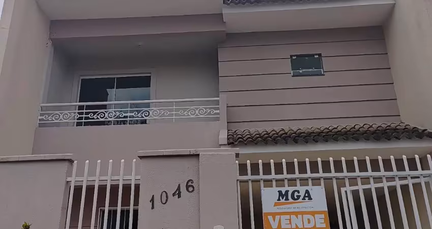 Sobrado com ótima localização na divisa do jardim iguaçu com vl yolanda  - 3 quartos, sendo 1 suíte com closet planejado