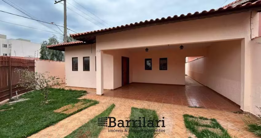 Casa à venda em boituva - parque ecológico i | 3 quartos, 1 suíte, 4 vagas