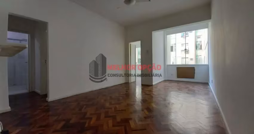 Apartamento de 2 quartos em copacabana  -  rio de janeiro