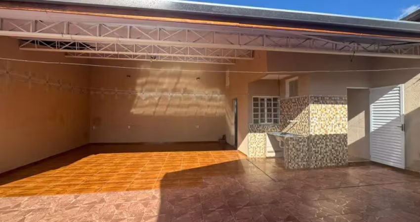 Excelente casa para locação no bairro alto são pedro região privilegiada
