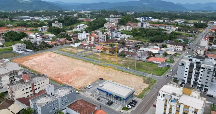 Terrenos com infraestrutura completa no bairro mais comercial de indaial