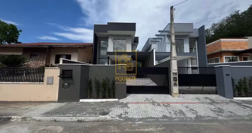 Sobrado espaçoso com espaço gourmet no bairro do sol