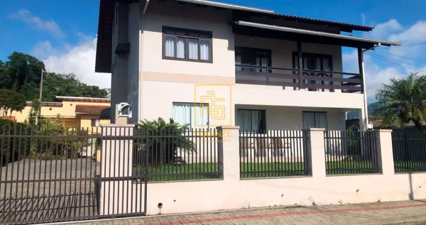 Imóvel com potencial de renda no padre martinho stein