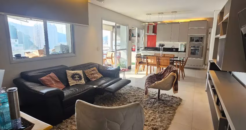 Amplo 2 dorms. com varandão com vista livre e lazer completo