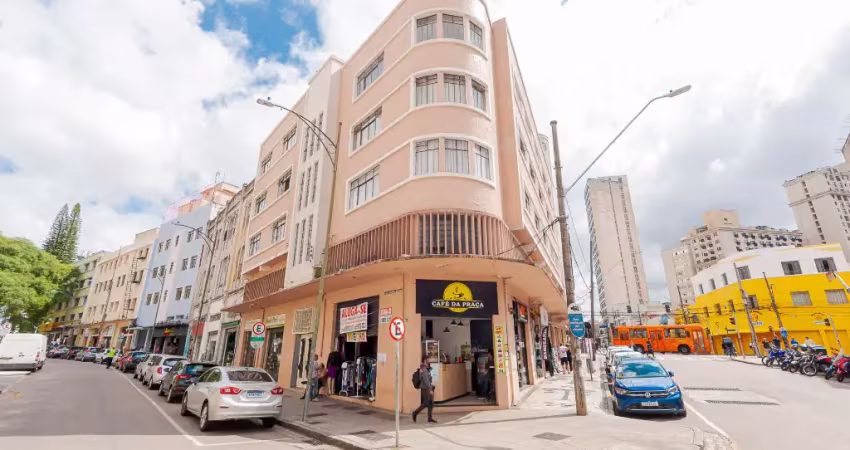 Apartamento com 3 quartos à venda na Praça Generoso Marques, 184, Centro, Curitiba