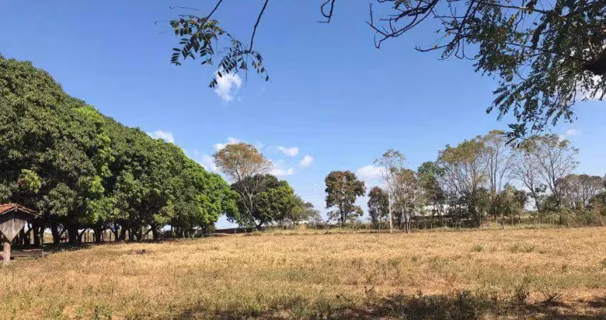 Sítio com 3 dormitórios à venda, 875000 m² por r$ 3.500.000,00 - zona rural - cuiabá/mt