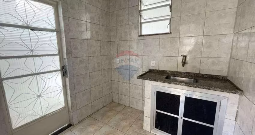 Casa 1 quarto com 60m² para locação por r$900,00 - irajá - rj