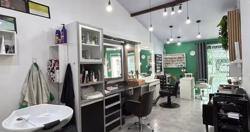 Salão de beleza pronto para locação....................