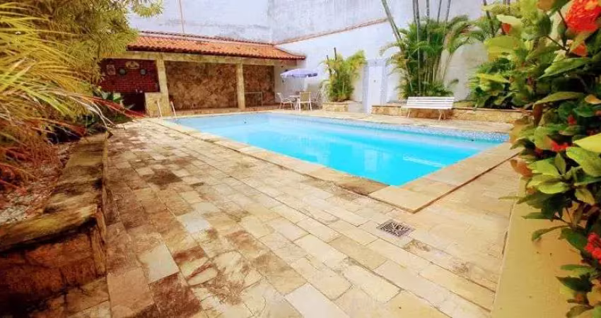 Casa a venda no jardim guanabara 379 m2, 3 quartos, 2 suites.
