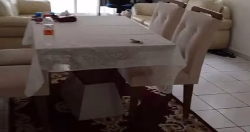 Sobrado de 200m² com 5 dormitórios sendo 2 suítes e 3 vagas na vila mascote.