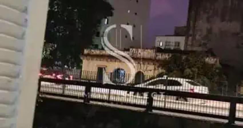 Casa assobradada de 119m² com 02 dormitórios e 02 banheiros à venda na região da santa cecília - sp