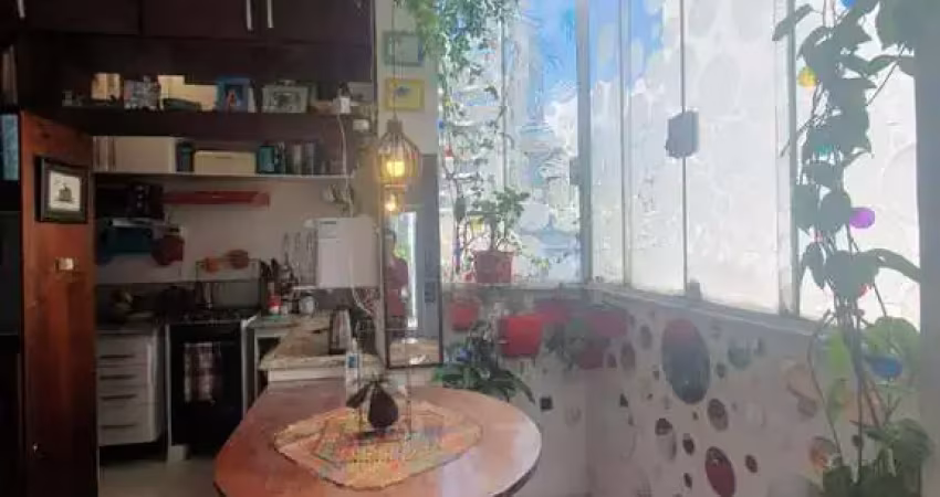 Cobertura no condomínio edifício genebra na bela vista com 64m² 1 dormitório 1 banheiro