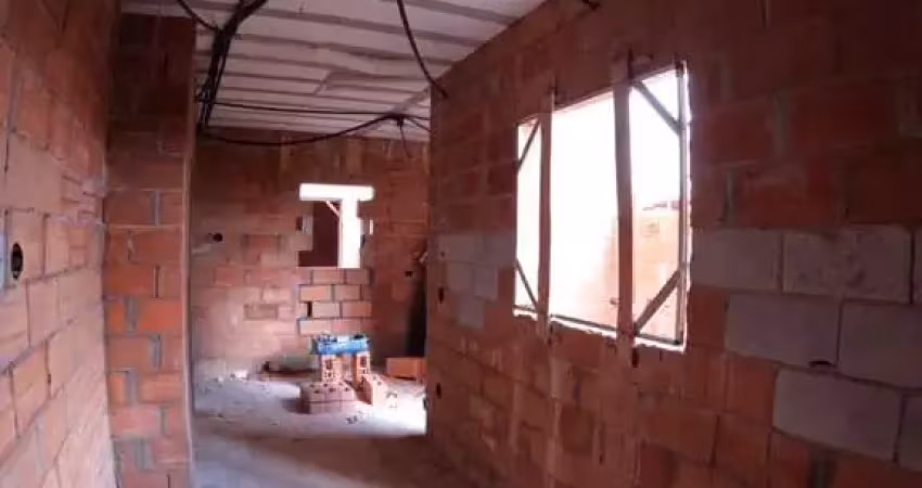 Sobrado com 3 quartos e 2 vagas de garagem na vila pires