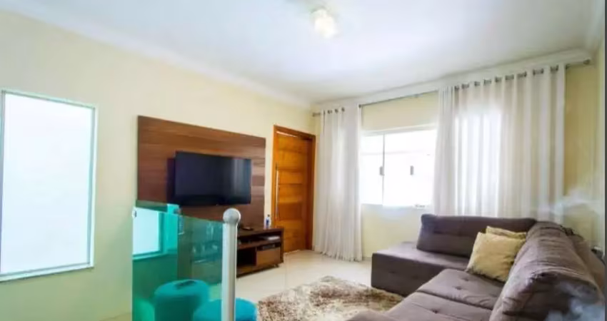 Casa assobradada com 3 dormitorios, 1 súite e 2 vagas