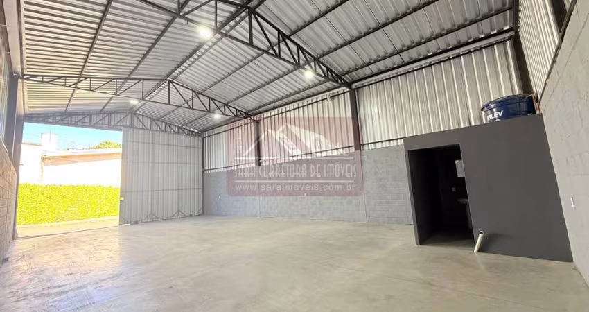 Barracão Comercial Novo à Rodovia da Uva, 1ª Locação! Roça Grande