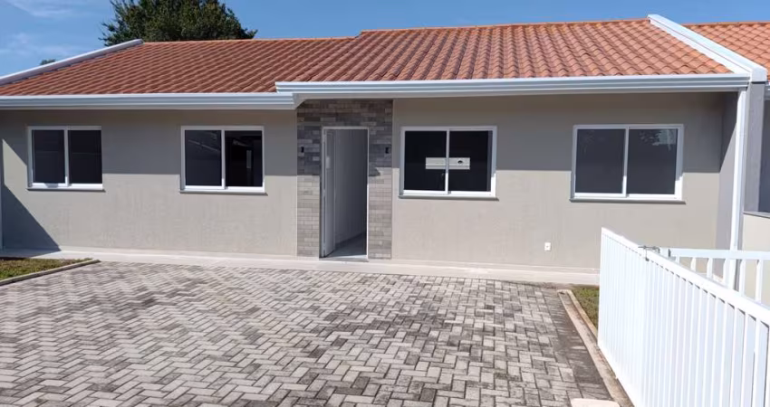 Casa Residencial à venda, 96.00 m2 por R$550000.00  - Jd Weissópolis - Pinhais/PR