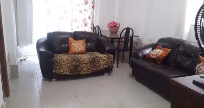 Casa linear em terreno 10x25, com 2 quartos, mais 1/2 água, sta rita, cg - rj