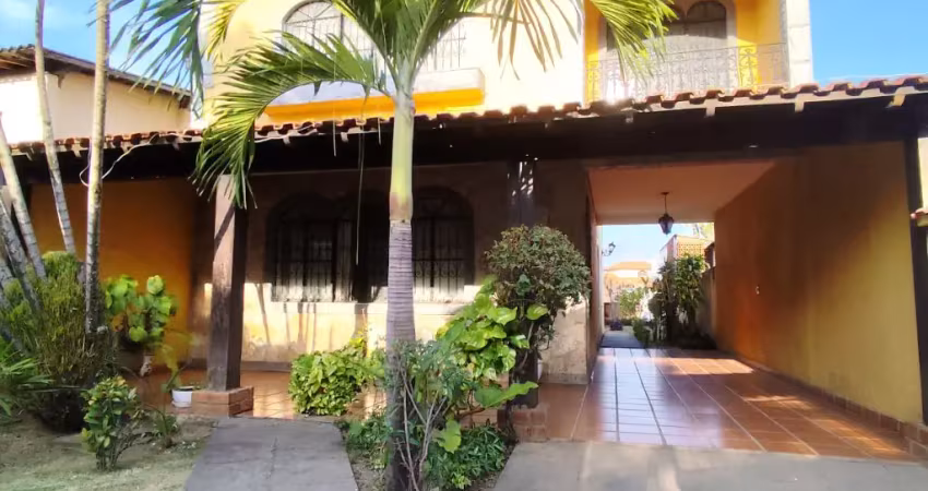 Maravilhosa casa duplex no privilegiado centro de campo grande e com o rgi
