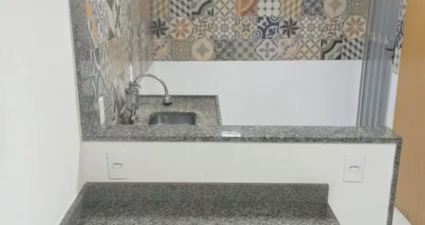 Quitinete em andar térreo a poucos minutos do centro de campo grande e do park shopping