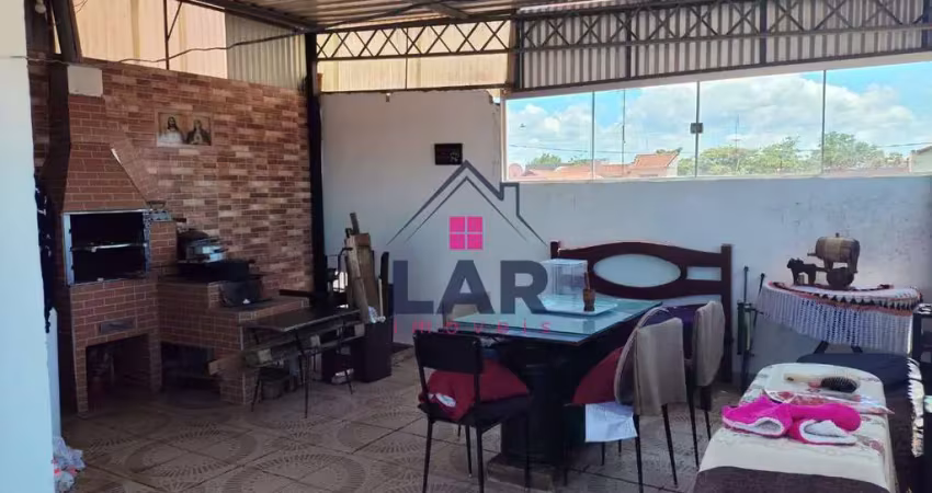 Excelente oporunidade de compra de uma casa com ótima localização.