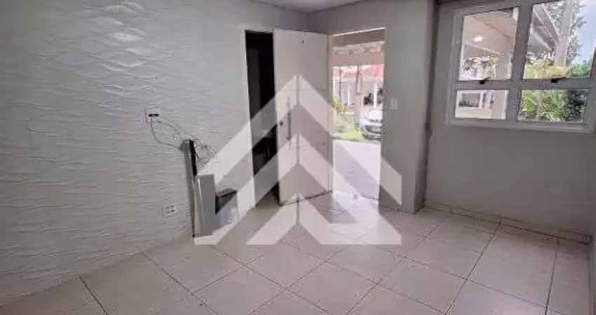 Casa em condominio fechado para venda , portaria 24 horas , condominio dispoe de piscina , playgraund , salao de festa com churrasqueira , quadra poliesportiva