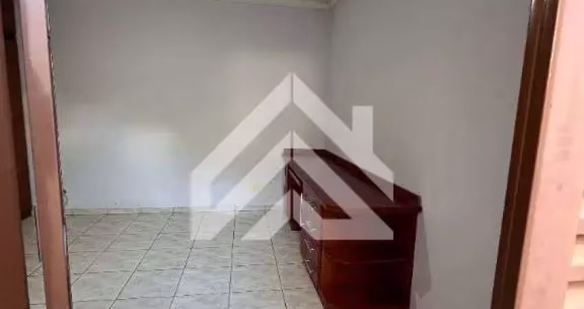 Otima casa na vila paulsita, com 3 dortmitorios! aceita financiamento!