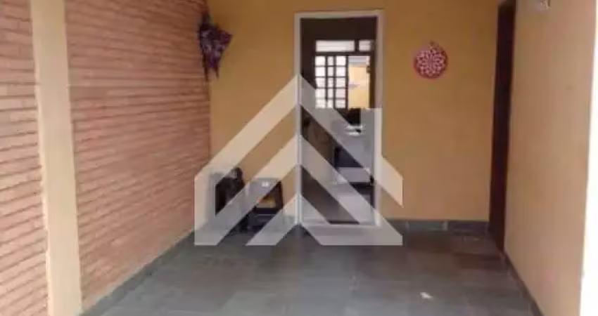 Linda casa no vila indaia com garagem coberta e portao eletronico