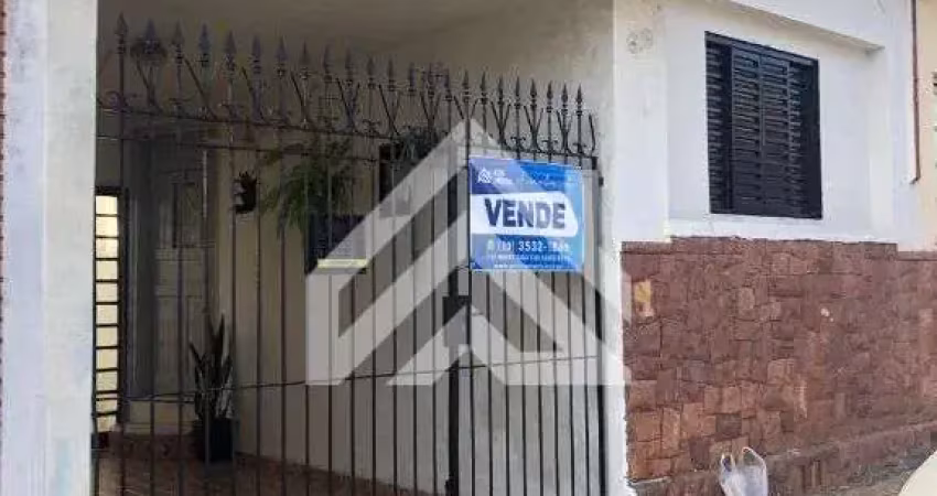 Casa a venda na vila aparecida - 2 dormitorios, armarios na cozinha
