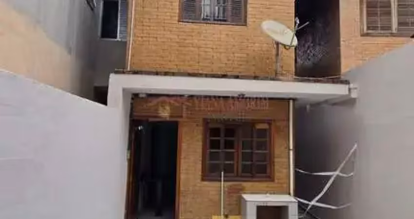 Casa com 2 dormitórios á 6 minutos a pé até a estação primavera-interlagos