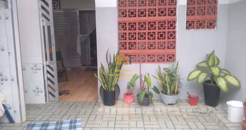 Casa com 1 quarto à venda no Centro, Itanhaém 