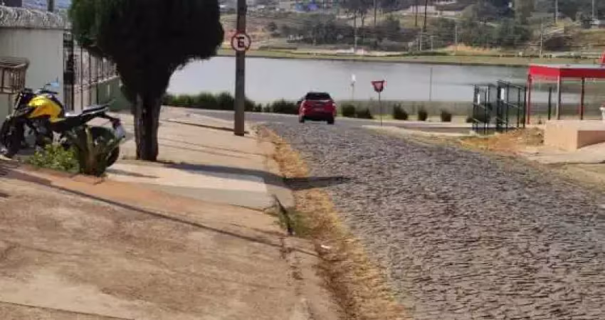 Casa com 2 quartos em oficinas próximo ao lago de olarias