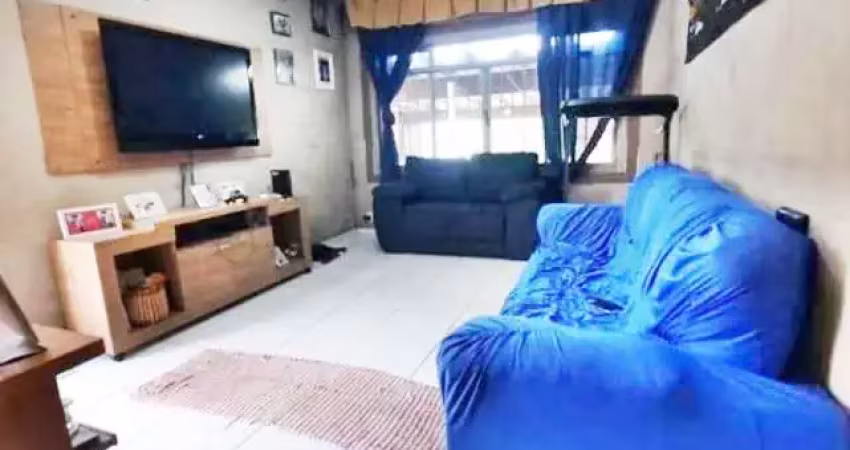 Casa à venda, 111 m², 3 quartos, 2 banheiros, 1 suíte