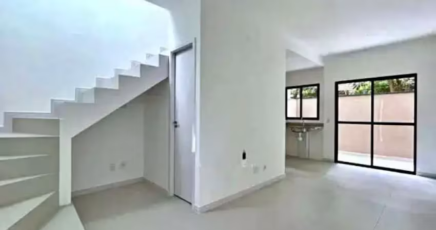 Casa com 2 quartos à venda na Rua Dona Maria Angélica, 513, Ayrosa, Osasco