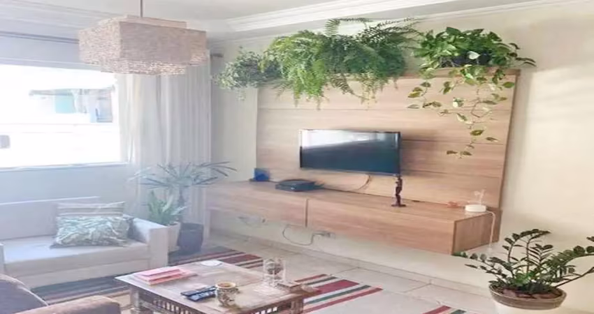 Casa com 2 quartos à venda na Rua Praia dos Estaleiros, 89, Jaraguá, São Paulo
