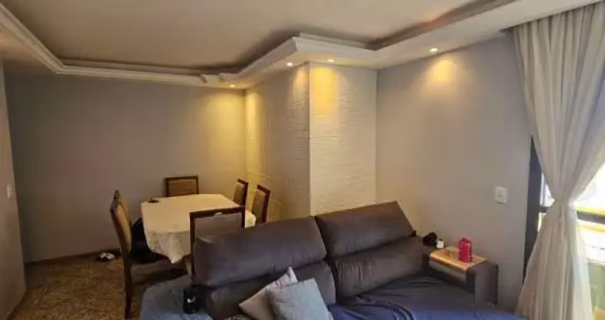 Apartamento à venda, 77 m², 3 quartos, 2 banheiros, 1 suíte