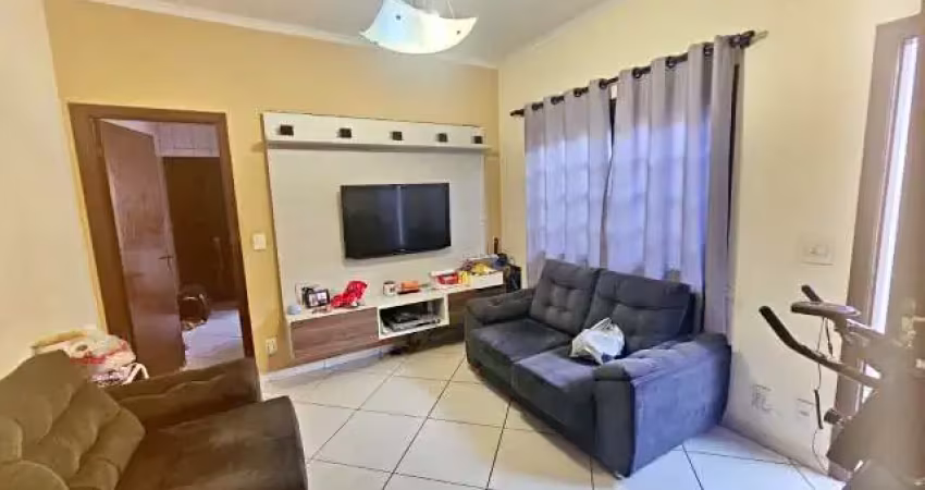 Casa à venda, 100 m², 3 quartos, 1 banheiro, 1 suíte